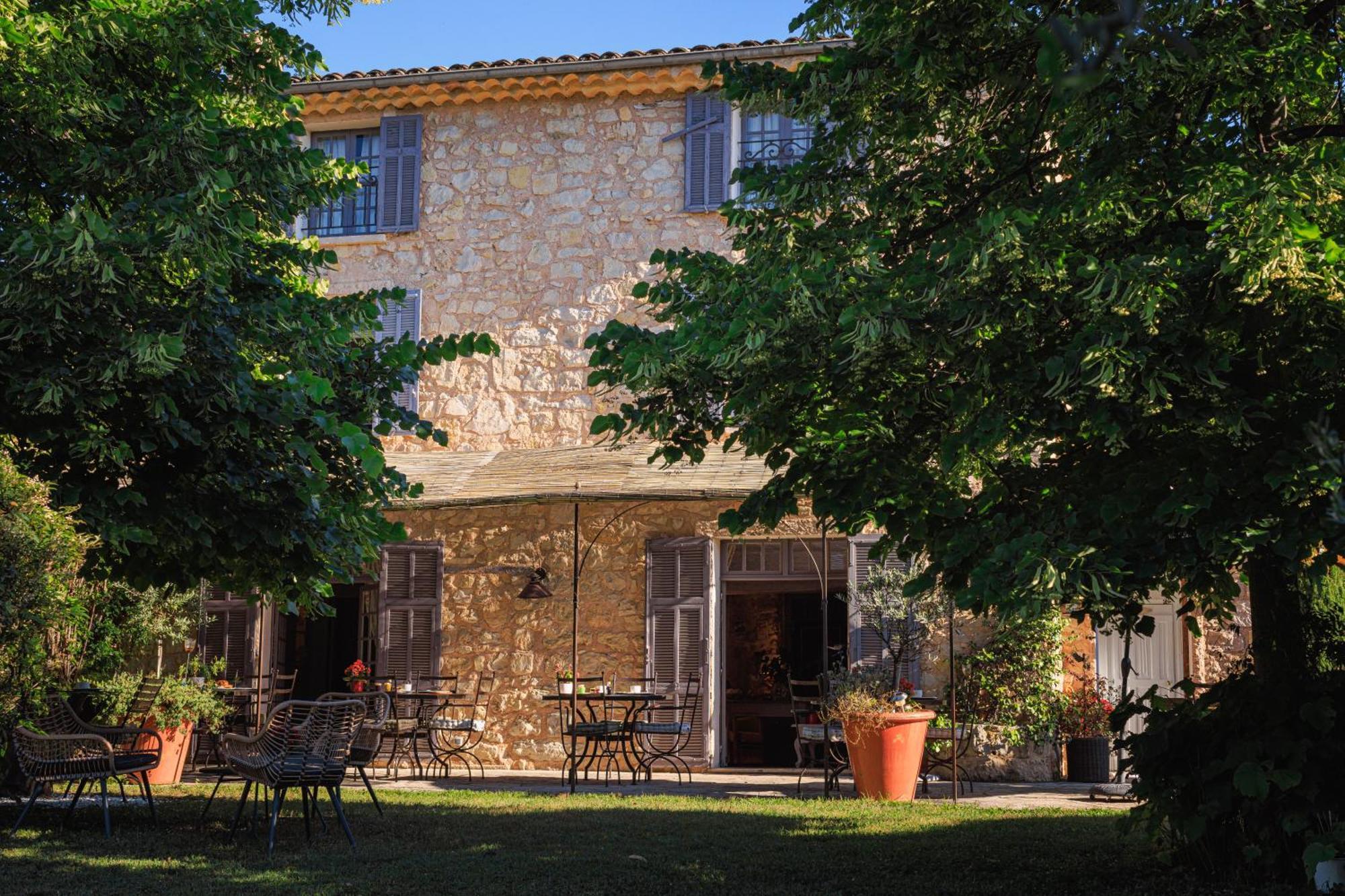 Hotel Du Clos Le Rouret Екстер'єр фото