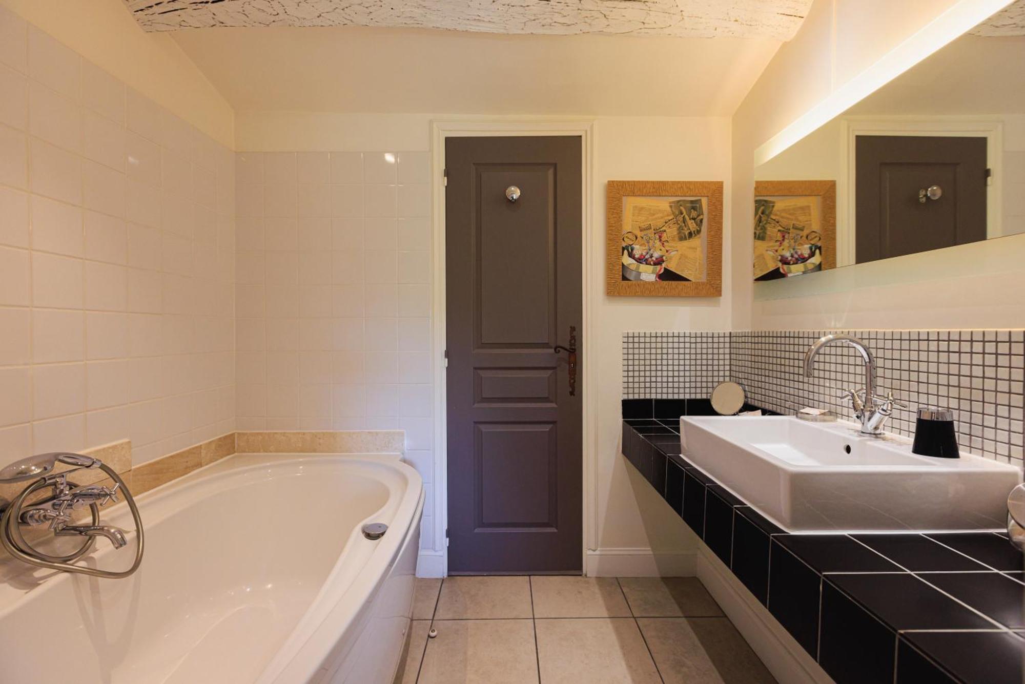Hotel Du Clos Le Rouret Екстер'єр фото