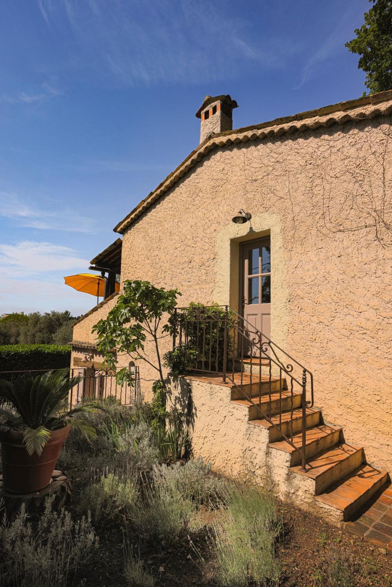 Hotel Du Clos Le Rouret Екстер'єр фото
