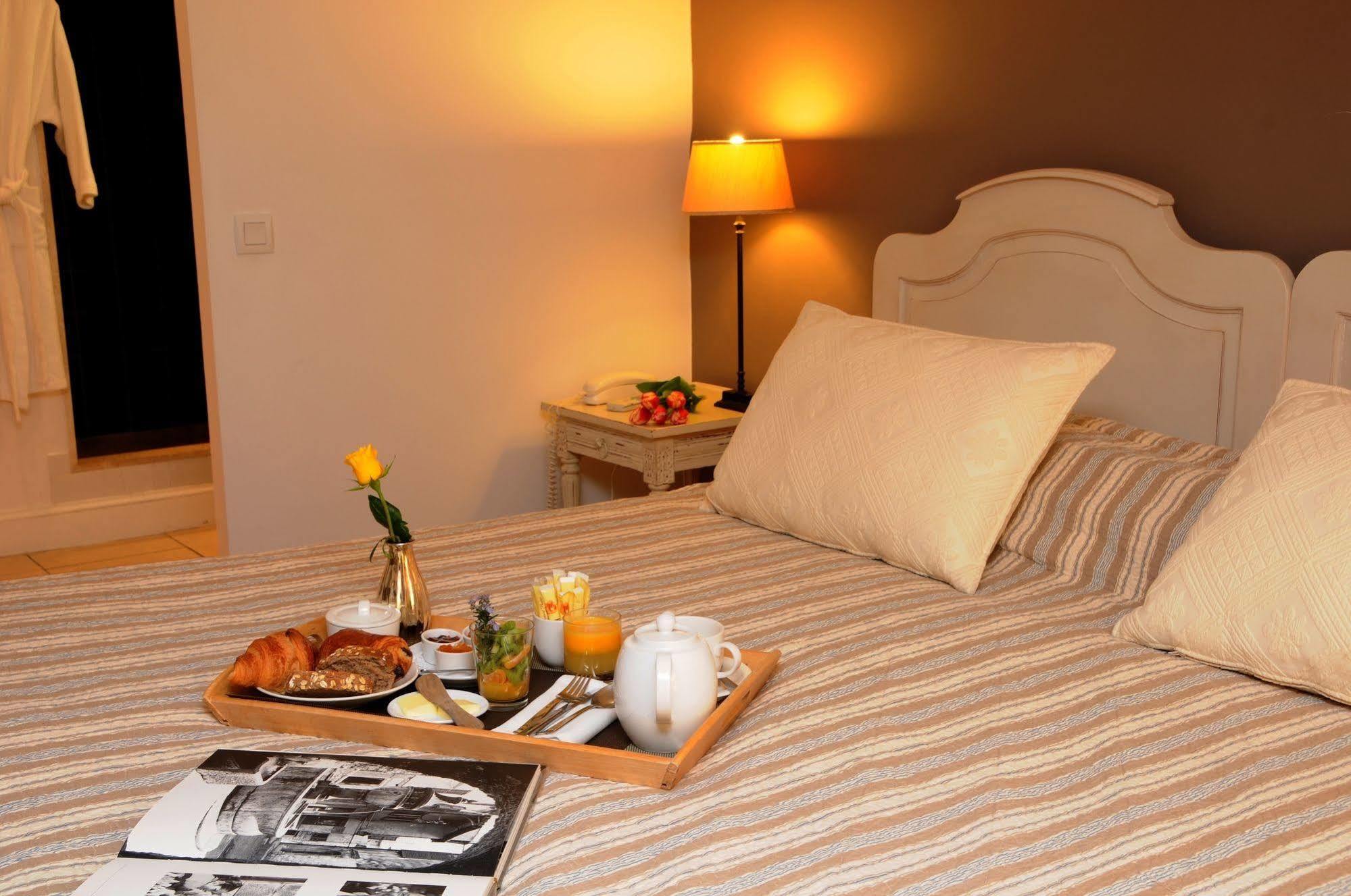 Hotel Du Clos Le Rouret Екстер'єр фото