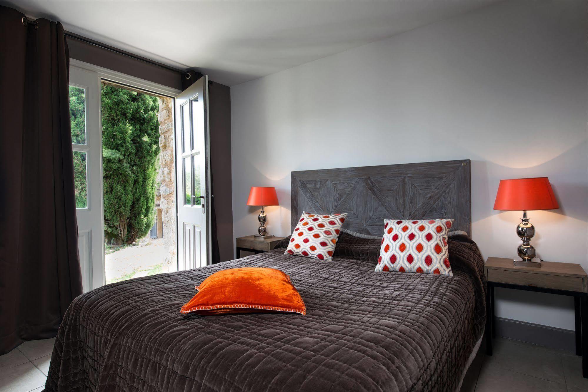 Hotel Du Clos Le Rouret Екстер'єр фото